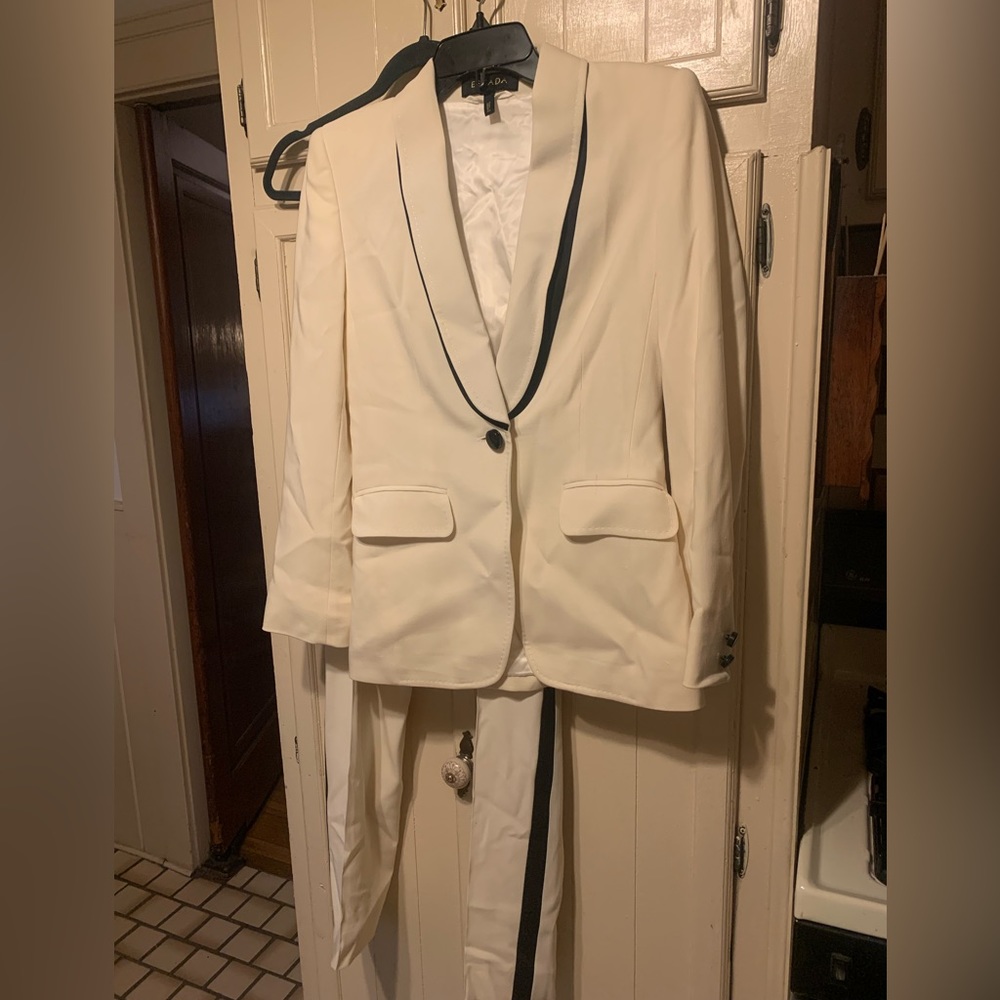 Escada size 34 (size small) suit top and bottom set